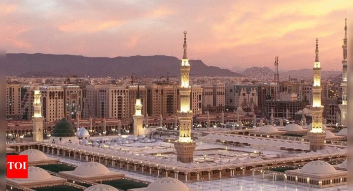 Over 40 Indians feared dead in Saudi Arabia: Medina-bound bus collides with diesel tanker; majority pilgrims from Hyderabad | India News