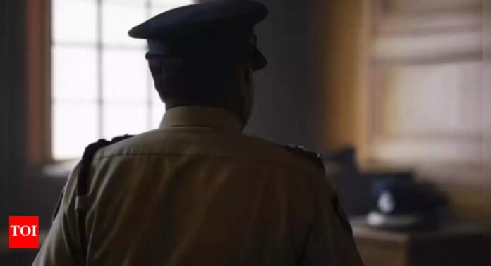 3 businessmen including a woman held in GST scam in Mumbai | Mumbai News