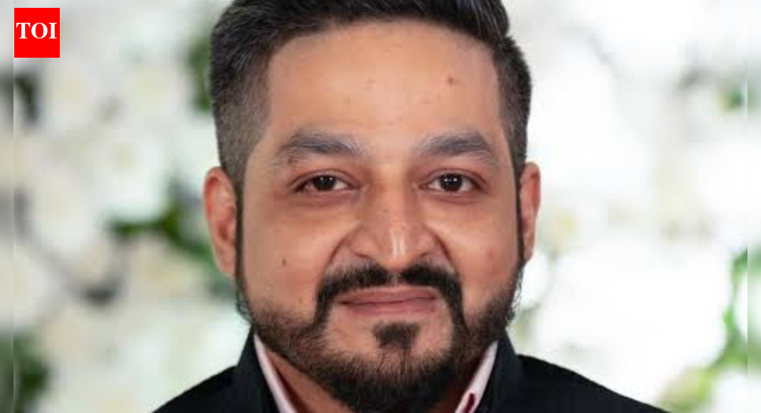 AIMIM Mumbai president Haji Farooq Maqbool Shabdi seeks extension in deadline for uploading Waqf properties' documents on UMEED portal | Mumbai News