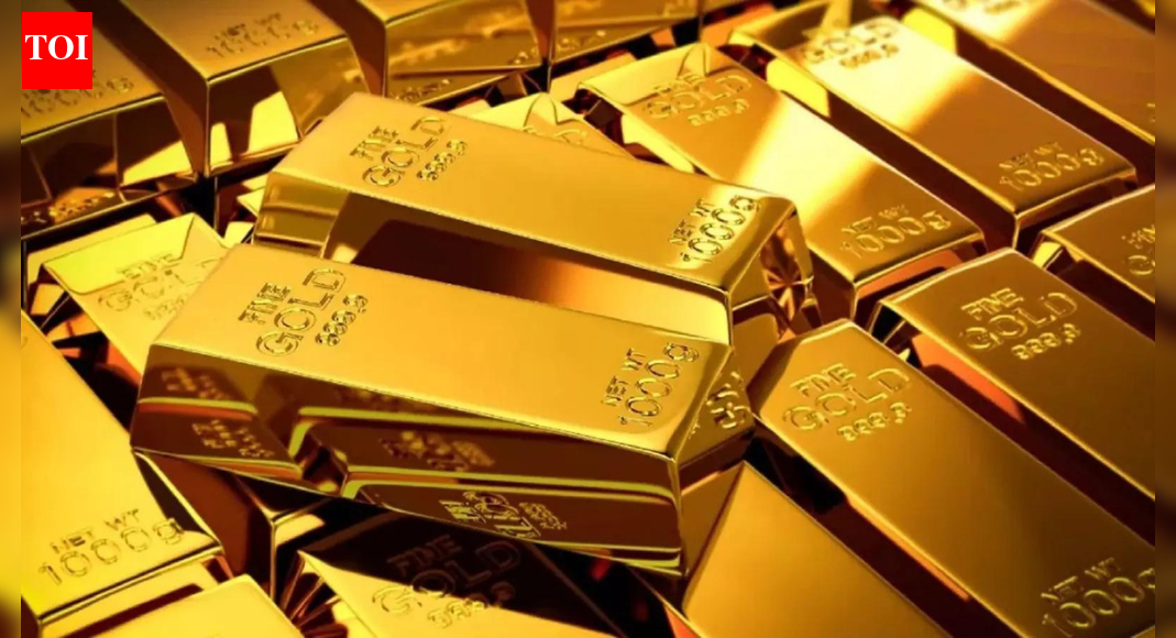 Gold rate outlook: Prices seen range-bound as markets await US data; Fed signals, dollar strength to guide sentiment