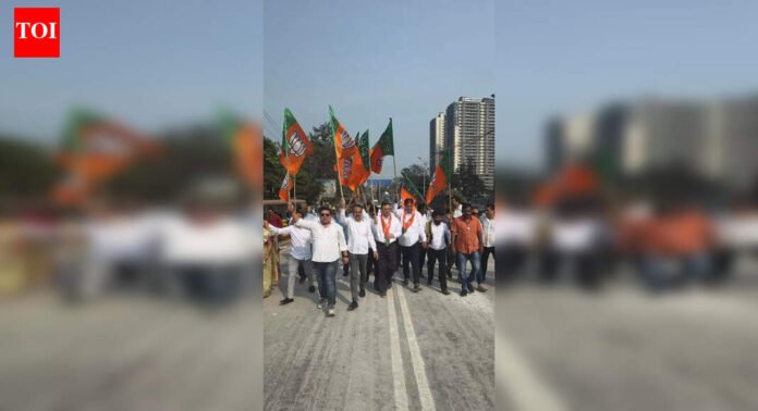 In political credit battle in Mumbai, BJP and Shiv Sena rush to ‘open’ Shahad rail overbridge but NHAI says inauguration is today | Mumbai News