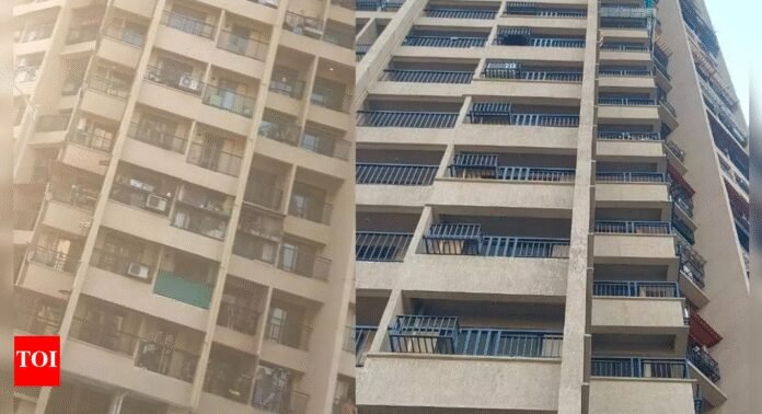 Maharashtra: 14-year-old girl dies after jumping from 19th floor; kin say she was stressed over poor marks | Thane News