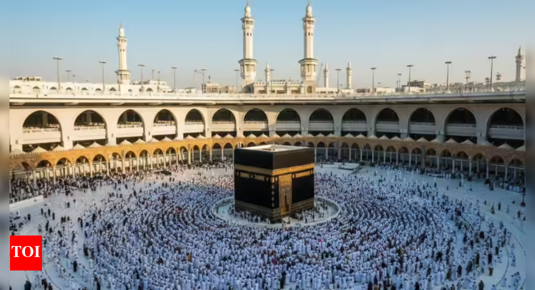 Mecca-Medina bus crash: Control room set up in Jeddah - here are the helpline numbers | India News