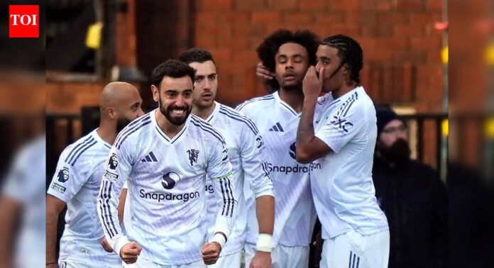 Premier League: Joshua Zirkzee ends goal drought; Manchester United stage comeback to beat Crystal Palace 2-1 | Football News