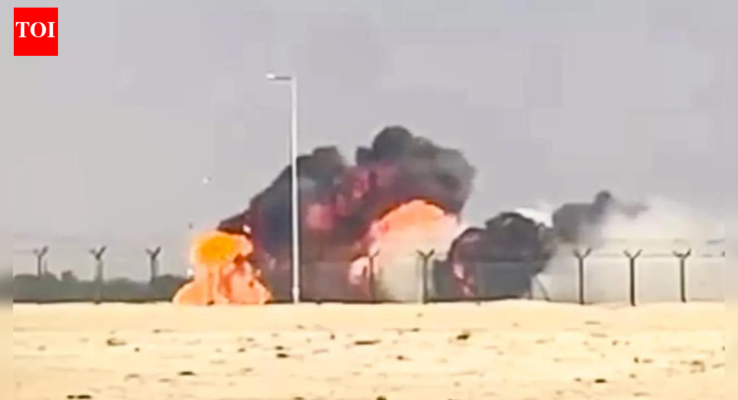 Tejas crash in Dubai: Pilot identified; CM Sukhu condoles death of Wing Commander Namnash Syal | India News