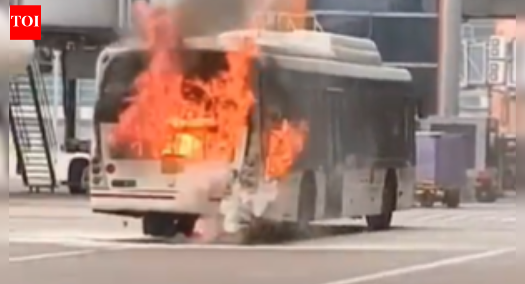 Thane: TMT bus engine catches fire and passengers escape unhurt | Thane News
