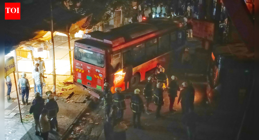 Mumbai: 4 killed, 10 injured as BEST bus hits passengers in Bhandup; driver detained | Mumbai News