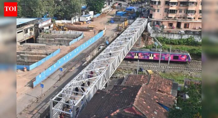 BMC sets May 31 deadline for completion of new Sion flyover | Mumbai News