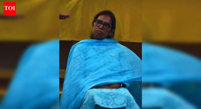 Cong MP: BJP minister siphoned 125cr DPDC funds | Mumbai News