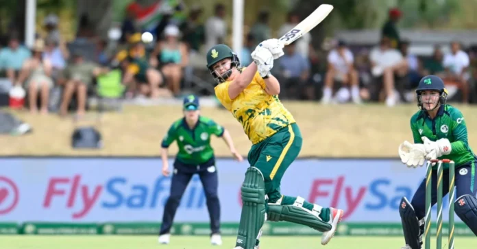 Dane van Niekerk and Faye Tunnicliffe propel South Africa to T20I series win over Ireland