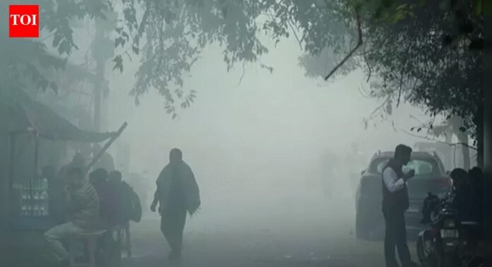 Delhi Airmergency: City gasps on 2nd dirtiest Dec air day on record; AQI reaches ‘severe-plus’ category | Delhi News
