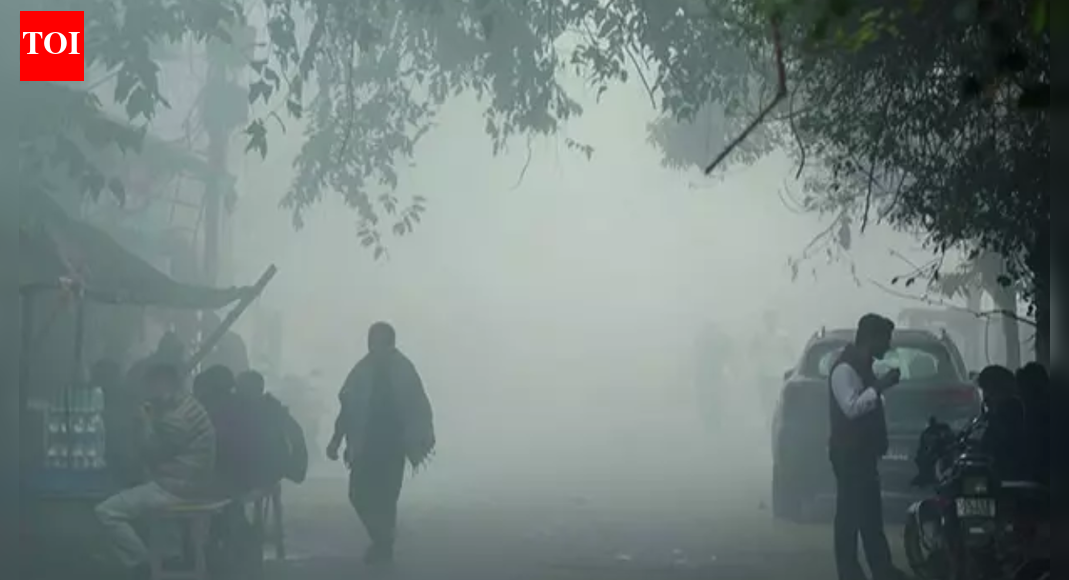 Delhi Airmergency: City gasps on 2nd dirtiest Dec air day on record; AQI reaches ‘severe-plus’ category | Delhi News