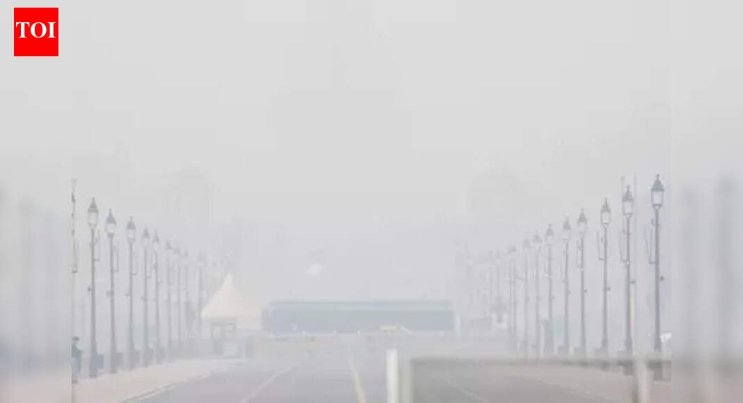 Delhi schools shift to hybrid mode for Classes 1–9 and 11 as pollution worsens under GRAP-IV