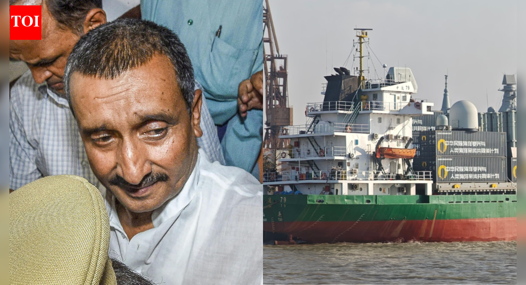 Evening news wrap: Unnao rape survivor welcomes SC stay on Sengar's bail; China holds military drills near Taiwan & more | India News