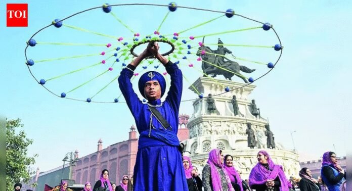 'Give strength to every Indian': PM Modi lauds Sahibzadas' supreme sacrifice; vows to end 'slave mentality' in 10 years | India News