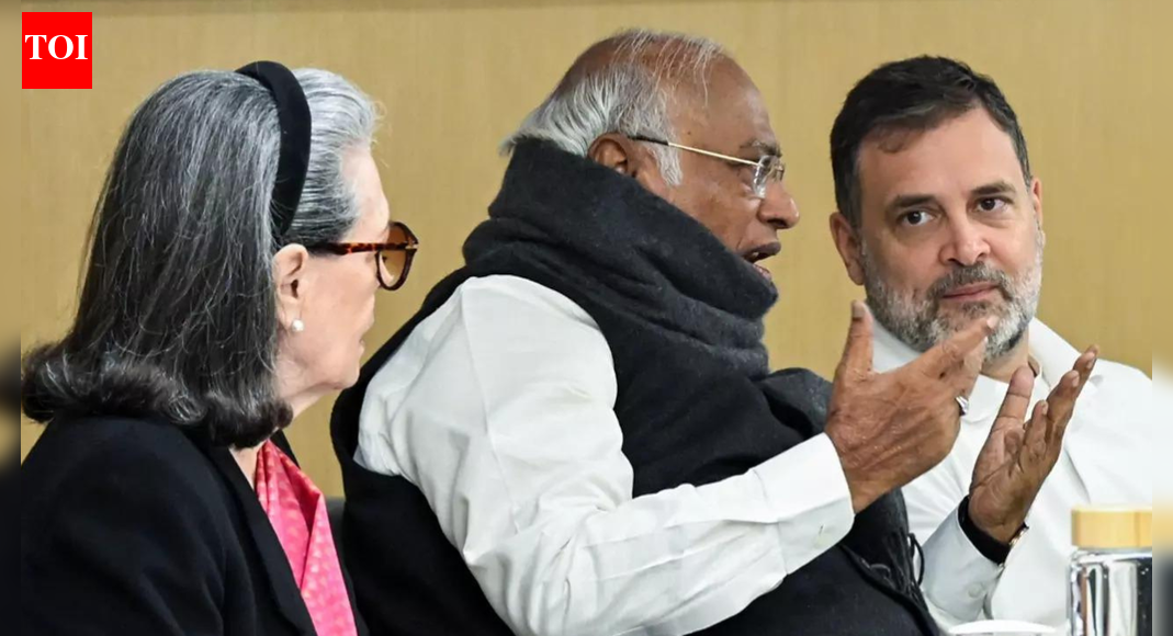 ‘Hate for Dalit’: BJP attacks Gandhi-Vadra family over Kharge’s treatment in presser; shares Jairam clip | India News