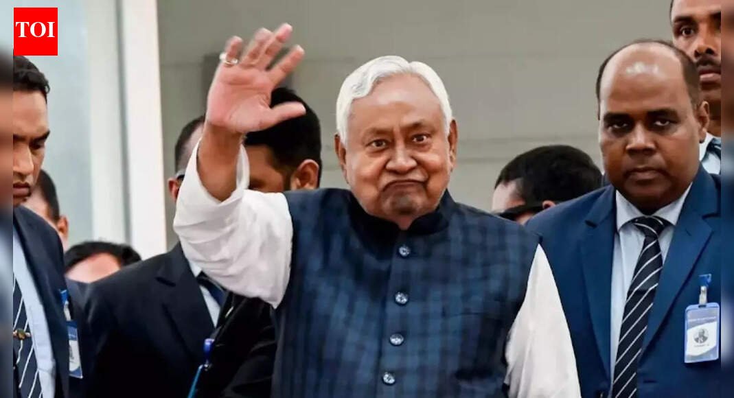 Hijab row: Pakistan-based gangster threatens Bihar CM Nitish Kumar; FIR registered | Patna News