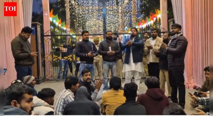 'Hurt Hindu sentiments': Bajrang Dal stages protest outside Bareilly church; video goes viral | India News