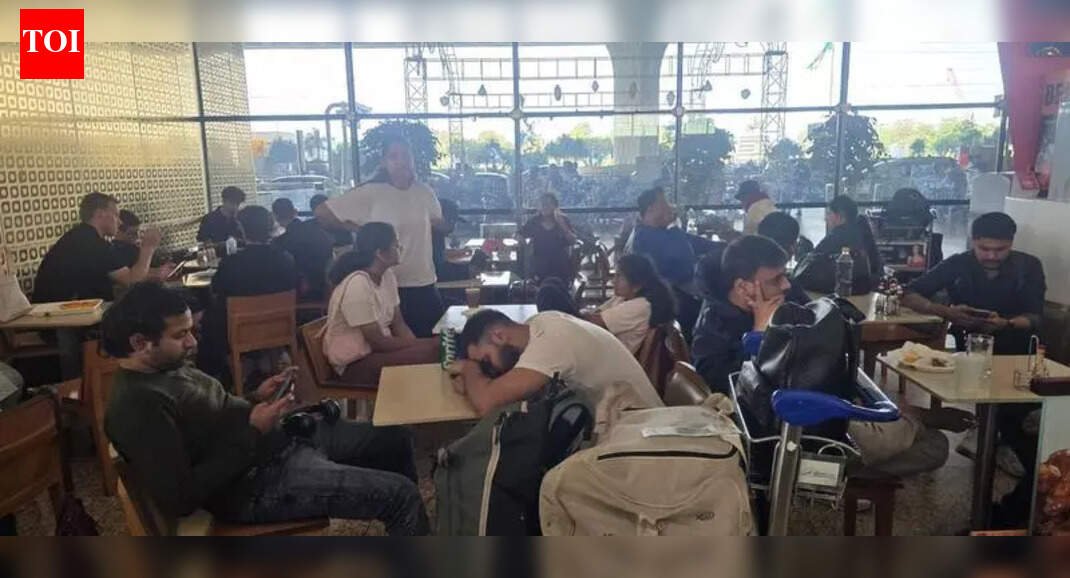 IndiGo cancels 258 city flights; ‘what was our fault,’ asks flyer | Mumbai News