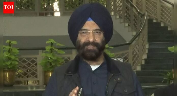 'It is impossible ...': Delhi minister apologises for toxic air; says working to fix it | India News