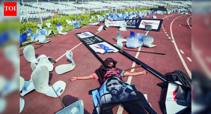 Messi visit ends in chaos as angry stadium erupts | India News