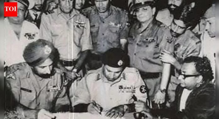 'Moment of pride': PM Modi pays tribute to 1971 War heroes on Vijay Diwas; army shares unseen bits | India News