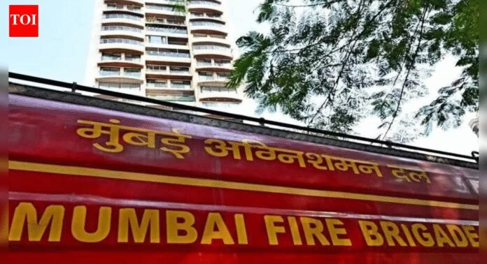 Mumbai chawl fire: Woman dies after blaze in Andheri East, 2 others critical | Mumbai News