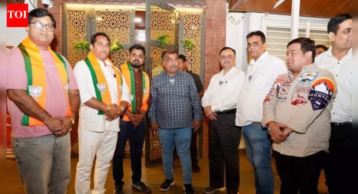 Political jolt for TOK as close Kalani aide Brijbihari Shukla switches to BJP | Thane News