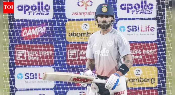 Ro-Ko mania hits Raipur! Virat Kohli goes big, Rohit Sharma takes notes - WATCH | Cricket News