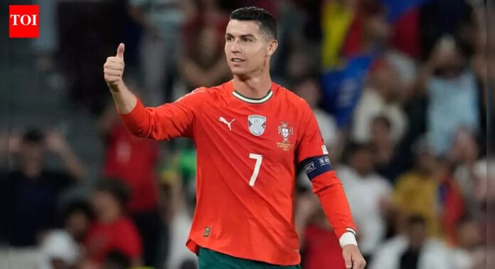 Ronaldo wants to reach 1,000 goals before ending his soccer career. He's up to 956 | Football News