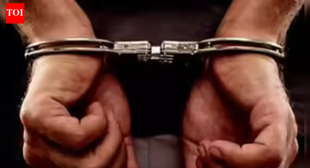 Thane: 20-year-old arrested for using fake AC suburban pass on local train | Thane News