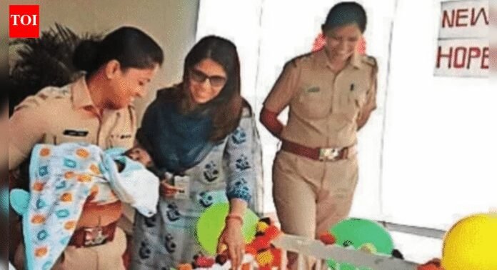 Thane Central Prison holds first naming ceremony of inmate’s baby | Mumbai News