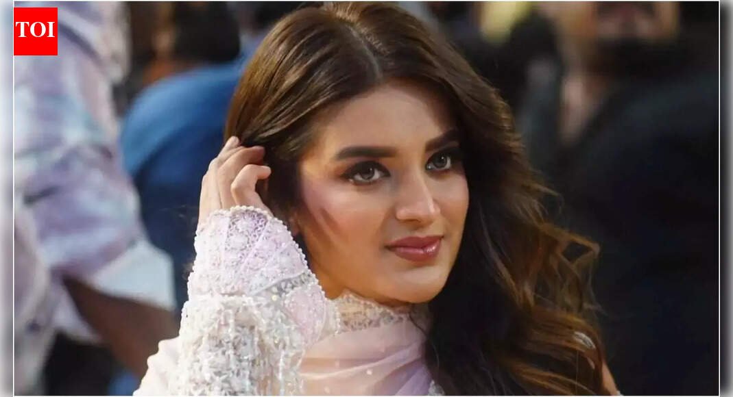 Who is Nidhhi Agerwal? All about Prabhas starrer 'The Raja Saab' actress mobbed at Hyderabad mall event and debuted opposite Tiger Shroff in 2017 |
