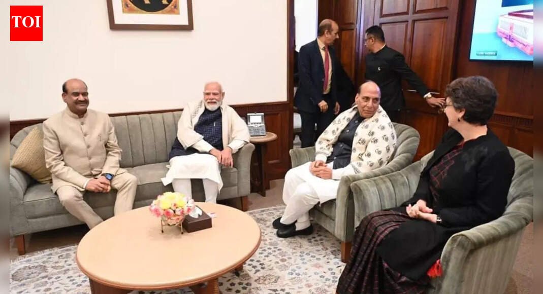 Winter session ends: OM Birla meets MPs as Parliament concludes; PM Modi, Priyanka in attendance | India News