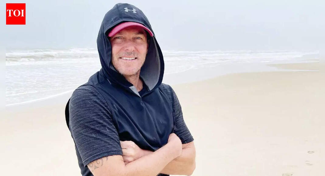 'World stands with you, Matto': Cricket fraternity sends prayers as Damien Martyn battles meningitis | Cricket News