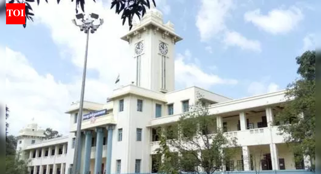 $20,000 instead of Rs 20,000: Bank clerk’s typo leaves Kerala University poorer by Rs 16 lakh; recovery fails | Thiruvananthapuram News