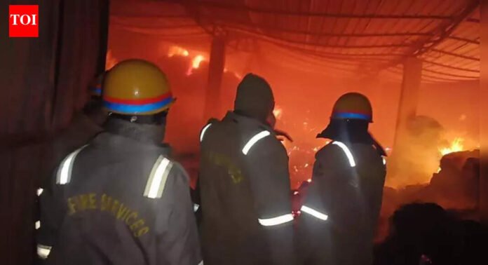 3 dead after fire breaks out in residential structure in Mumbai's Goregaon | Mumbai News