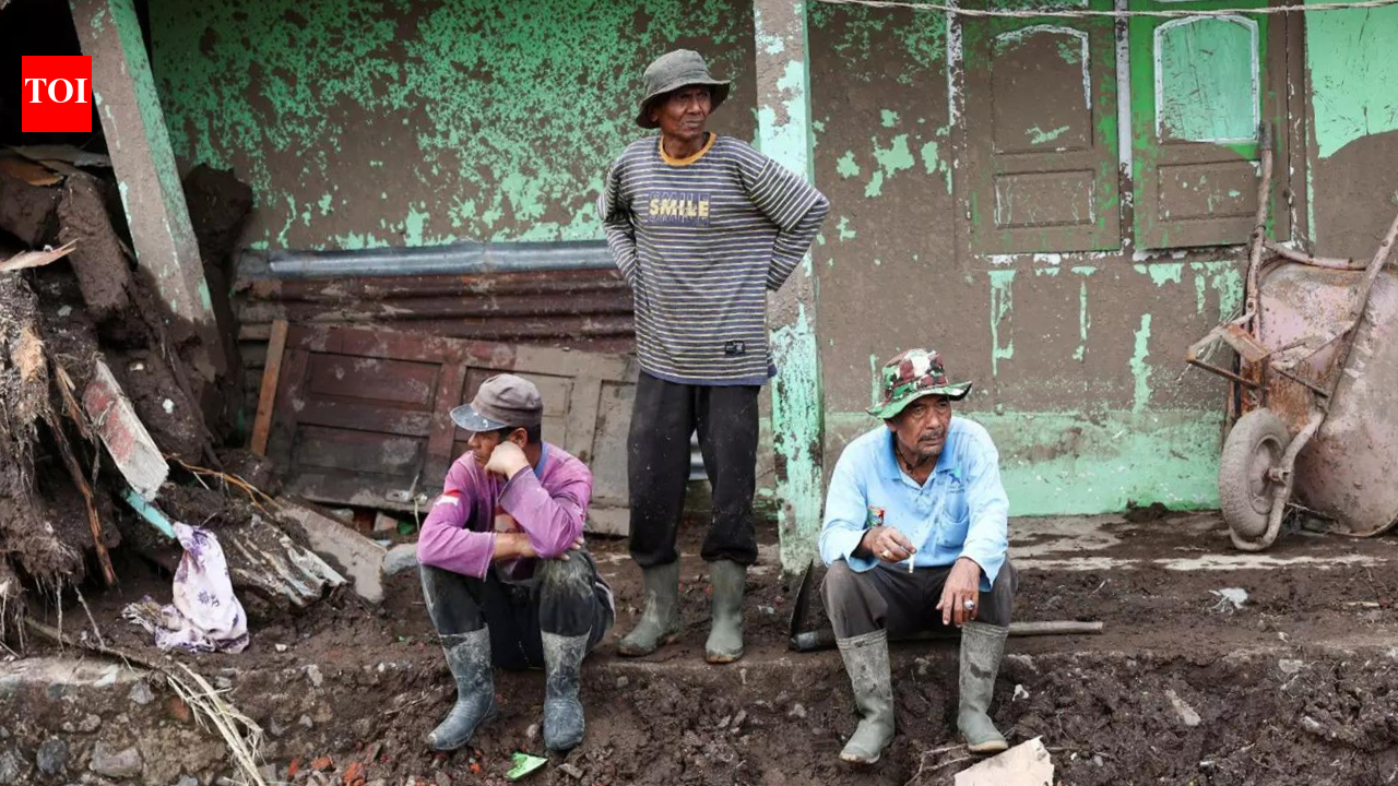 7 dead, 80 missing due to landslide in Indonesia's West Java province
