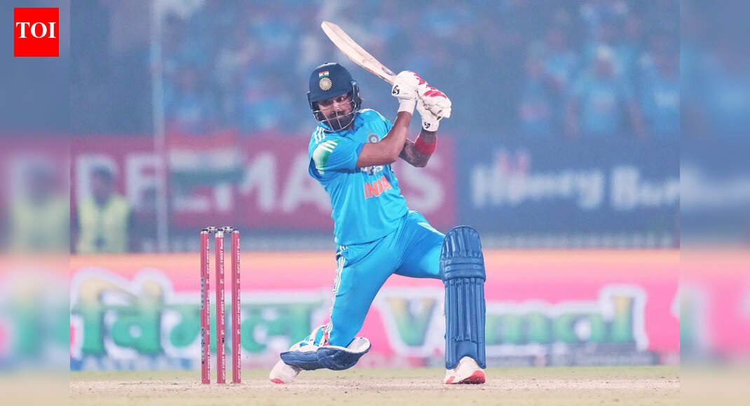 'Almost like MS Dhoni': Ex-India cricketer lauds finisher KL Rahul's single taking ability | Cricket News