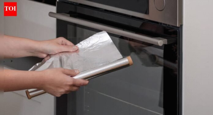 Aluminum Foil Health Risks: Do you use aluminum foil to store or bake food? Doctor explains when you need to be cautious |