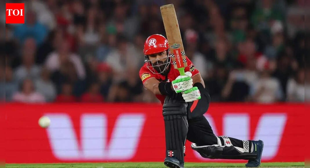 Big Bash: Pakistan's Mohammad Rizwan gets retired out after slow knock - Watch | Cricket News