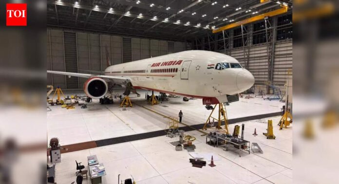 Boeing-777 stuck in city for 5yrs, turns strip store for other planes | Nagpur News
