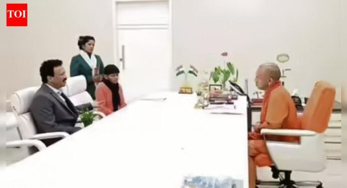 CM Yogi’s prompt action helps late armyman’s daughter get back house | Lucknow News