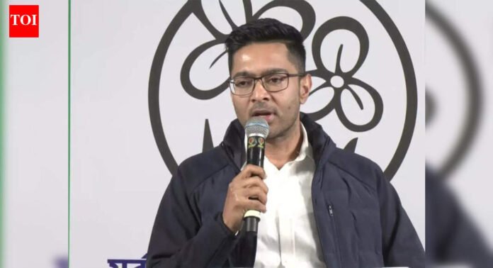 Chopper clearance row: Abhishek Banerjee 'borrows' CM Hemant Soren's aircraft; slams BJP 'tricks' | India News