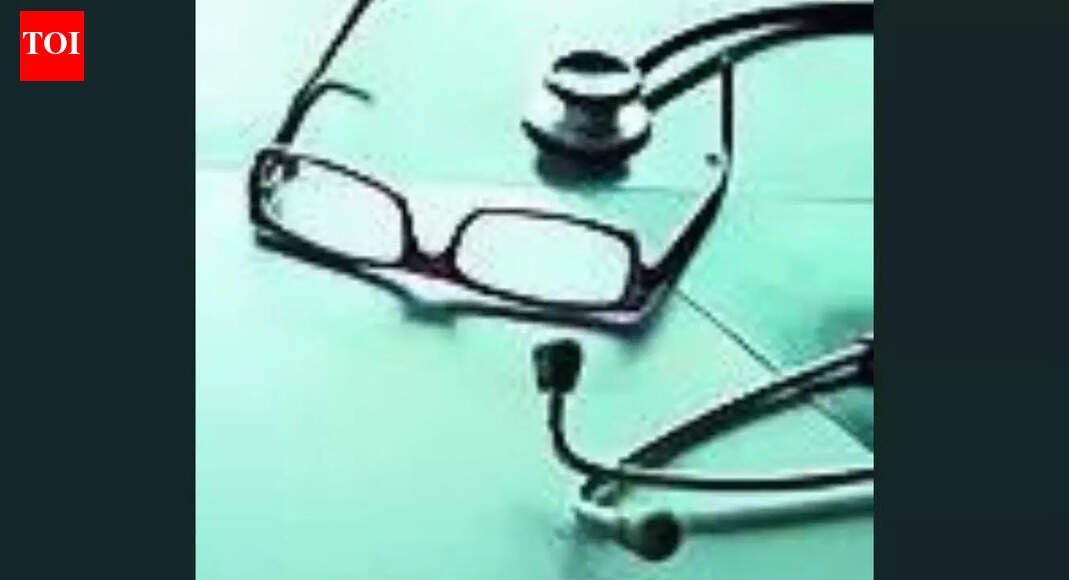 Delhi doctor arrested for Maharashtra kidney racket; Trichy medic on the run | India News