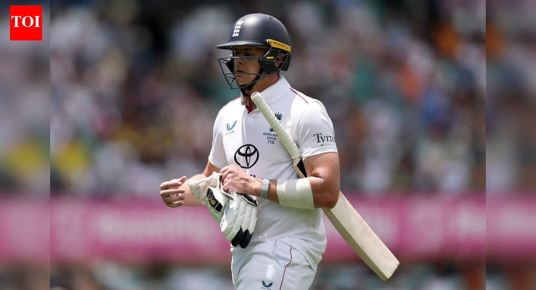 ‘Dumbest shot you’ll ever see’: Ex-Australia coach tears into England star | Cricket News