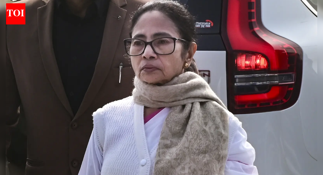 ED goes to SC, seeks CBI probe against Didi for 17 offences | India News