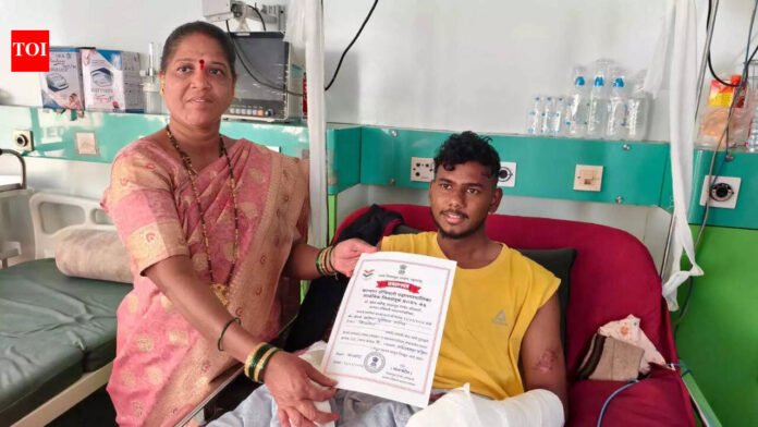 He saved lives, she dedicated him victory: Shiv Sena corporator Vanita Patil receives certificate from injured party worker | Thane News