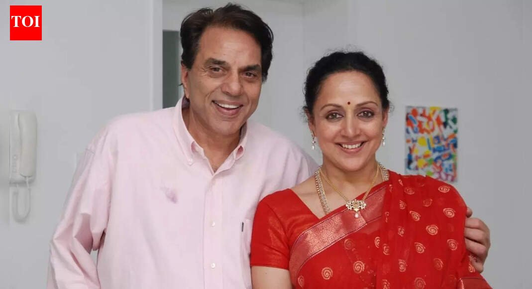 Hema Malini says she's not watched Dharmendra's last film 'Ikkis': 'When my wounds start healing...' |
