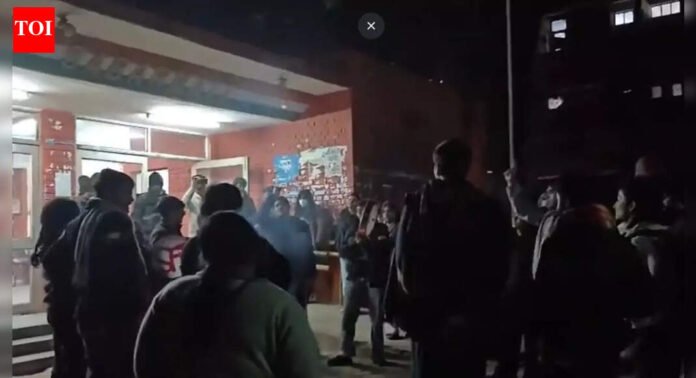 JNU slogans row: Students raise controversial calls against PM Narendra Modi, Amit Shah after SC denies bail to Umar Khalid, Sharjeel Imam | Delhi News